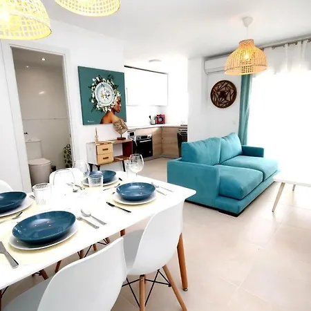 Moderno Y Con Estilo En La Carihuela דירה טורמולינוס